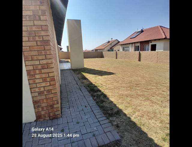 3 BEDROOM HOUSE FOR SALE IN WATERKLOOF AH